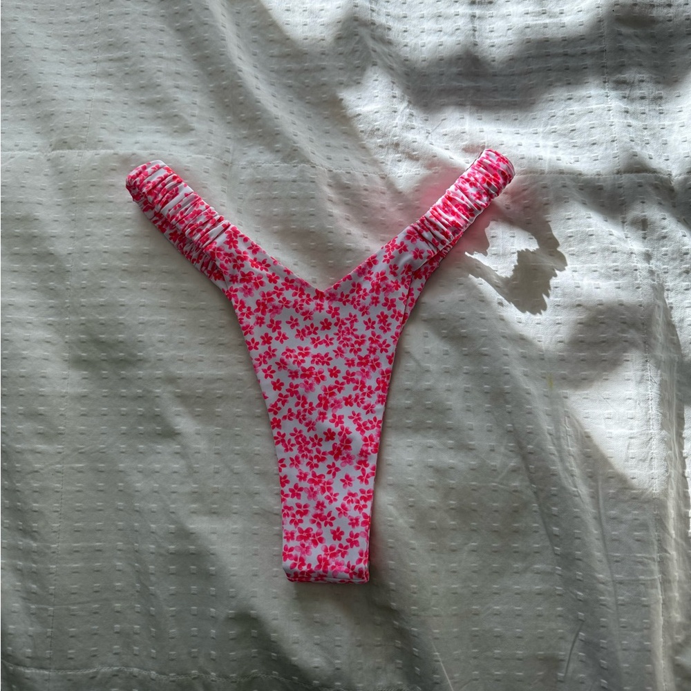 Kulani Kinis Retro Y Thong Bikini Bottom